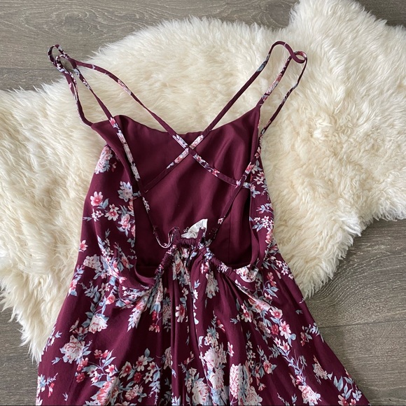 Floral cross-back dress - Picture 3 of 8
